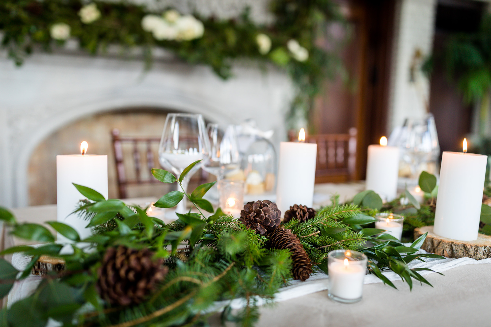 Woodsy winter wedding table decorations